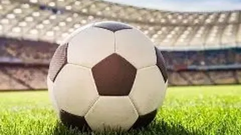 《伦尼的故事》：1974年美国传记电影剧情解读，豆瓣评分8.1